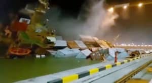 Video: Indonesian Container Ship Capsizes At Teluk Lamong Terminal, Surabaya